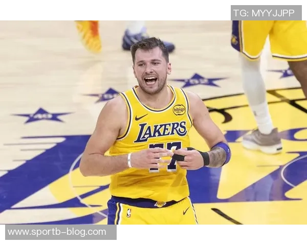 卡斯尔谈湖人对战东契奇:无法阻止他只能制造麻烦